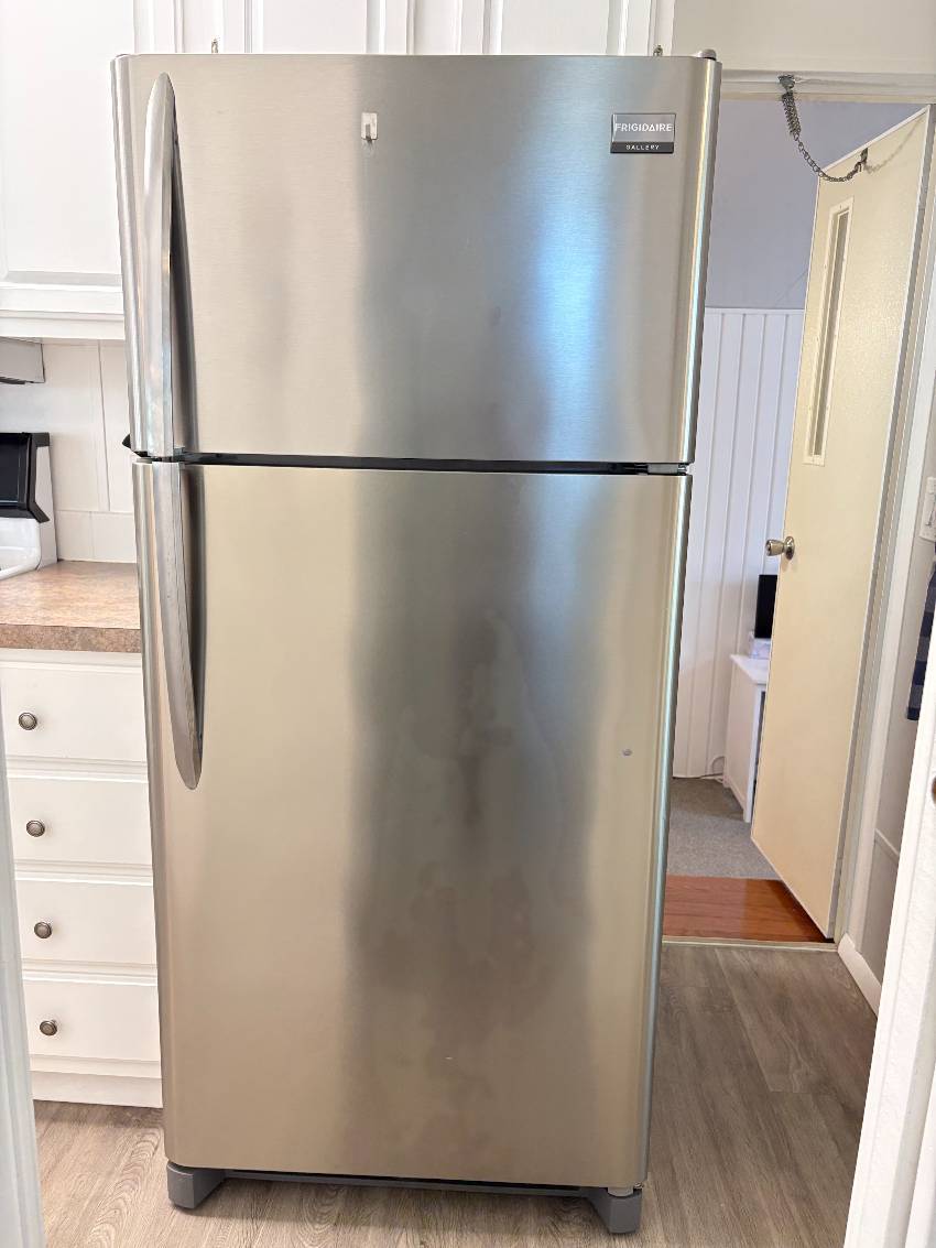 1300 N River Rd Lot R28 a Venice, FL Mobile or Manufactured Home for Sale